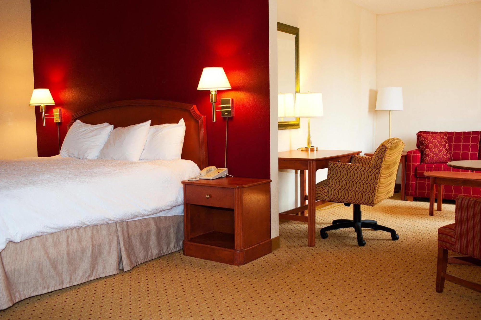 Hampton Reading/wyomissing 3*